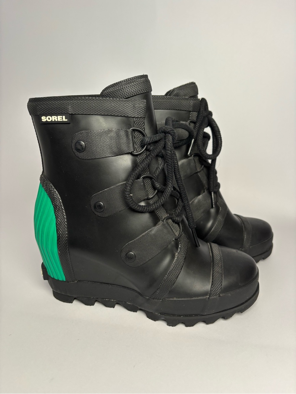 Sorel Joan Rain Boot Wedge Black Green Heel Lace Up Boots Womens Size 6